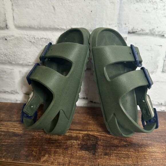 Toddler Army Green Eva Sandals, Birkis Style Size 7 - Picture 4 of 5